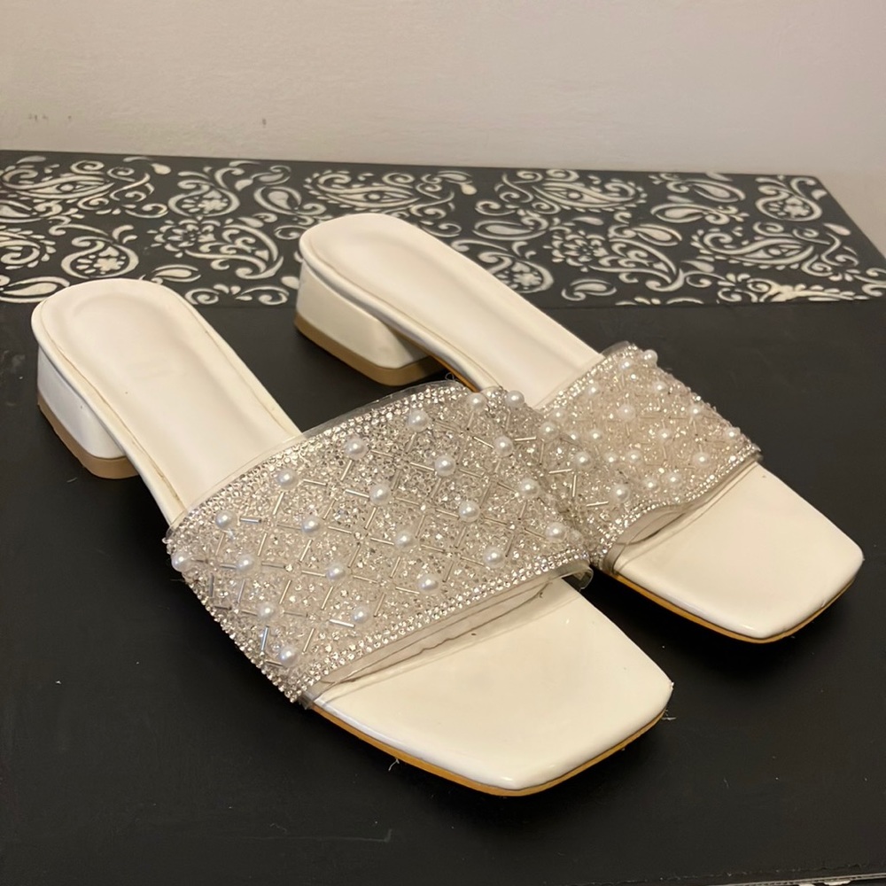 Faux Pearl Decor Slide Sandals